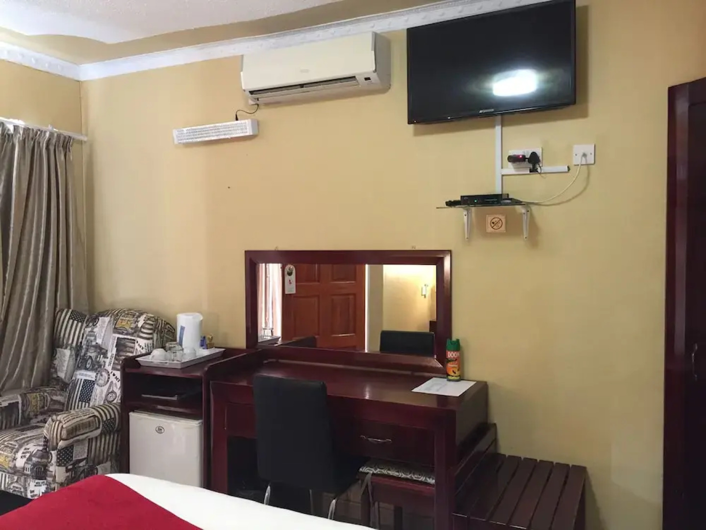 The Curve Guest House