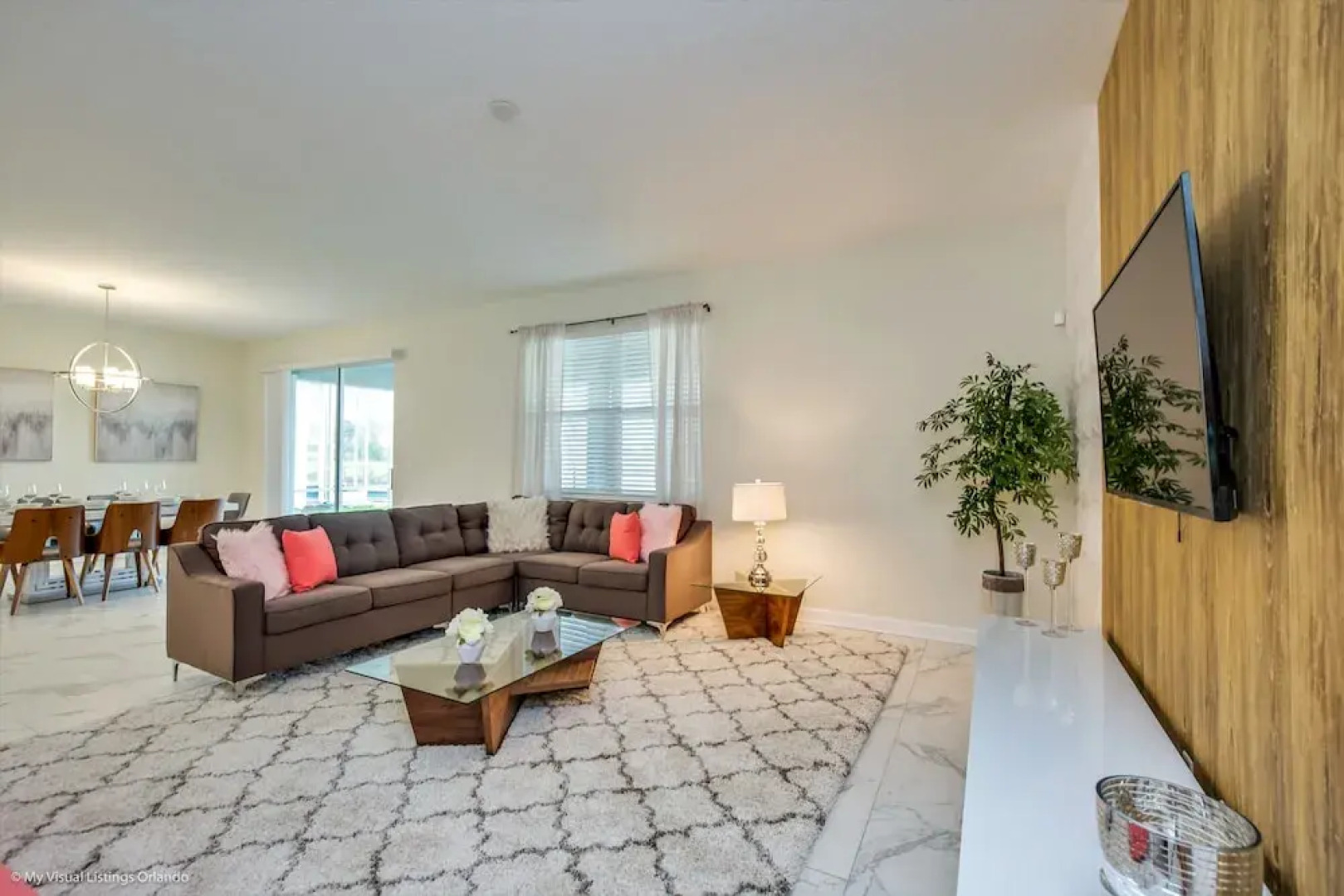 1512MAID Ultimate 5 Bedroom 5 Bathroom