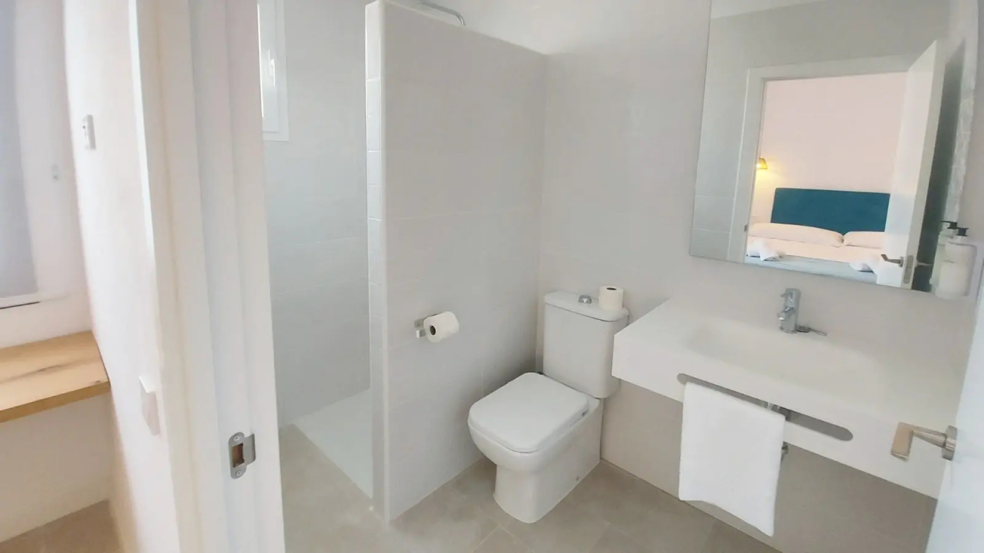 Hostal Castell de Lô