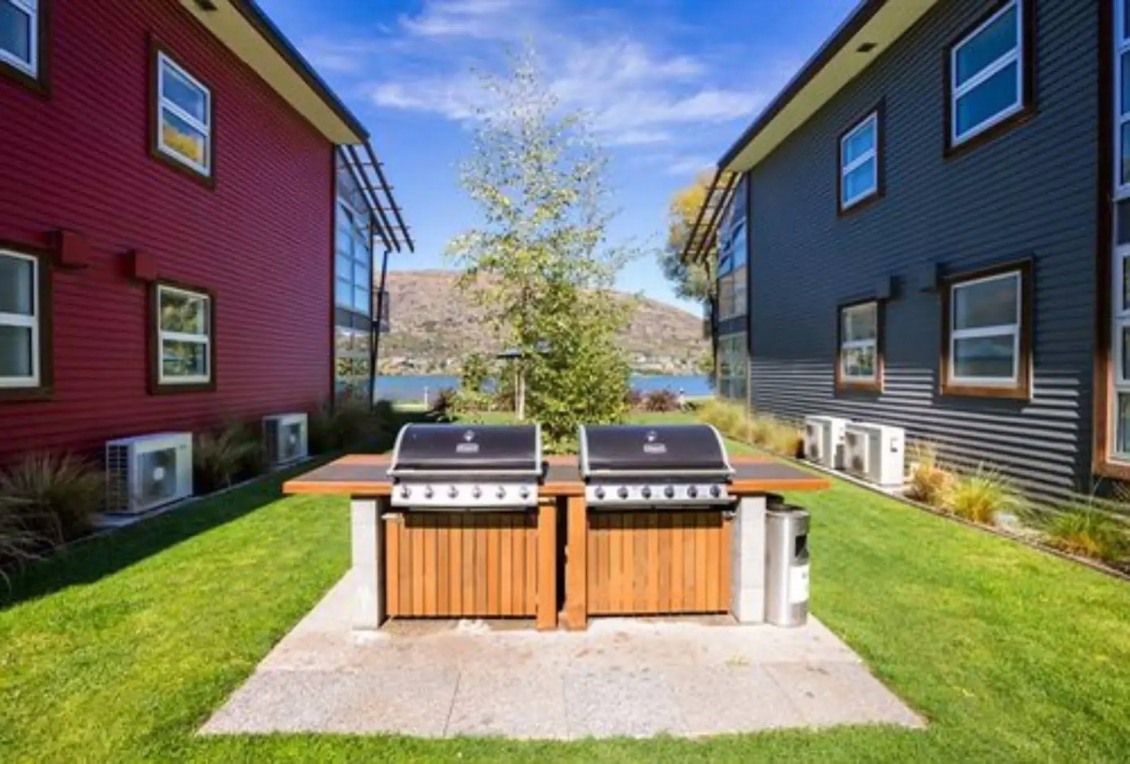 Element Escapes Luxury Apartments