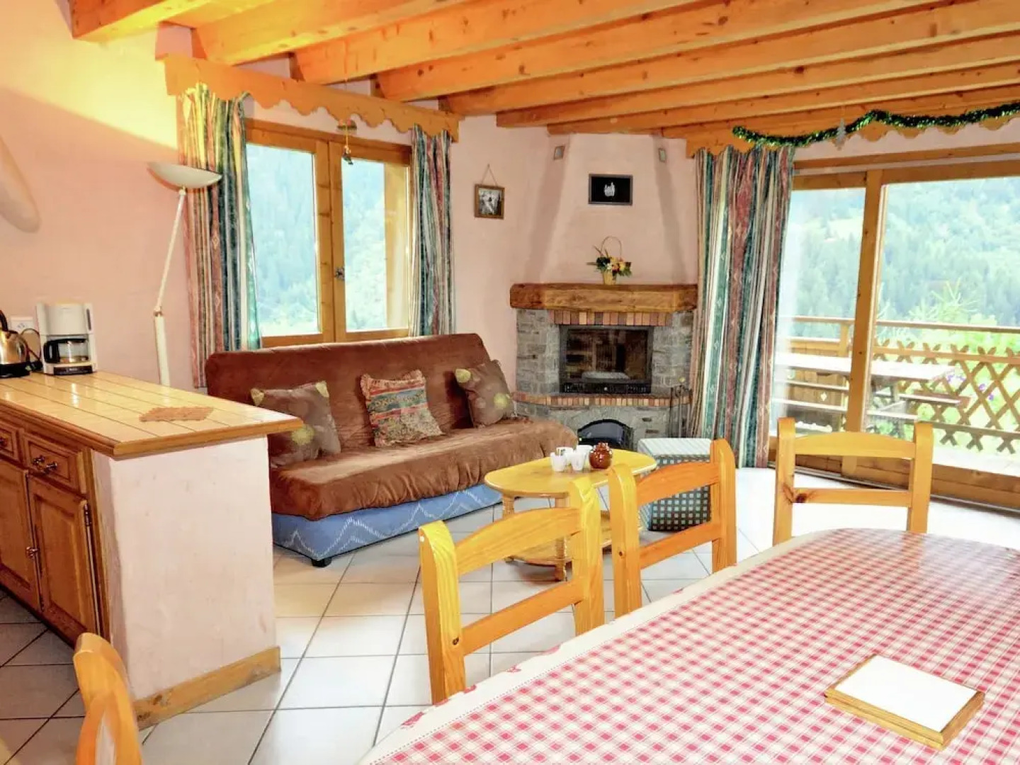 Luxurious Apartment in Champagny-en-vanoise Near Ski Area