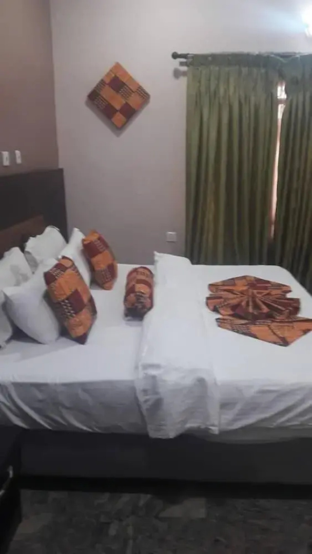 Transtell Suites & Apartments