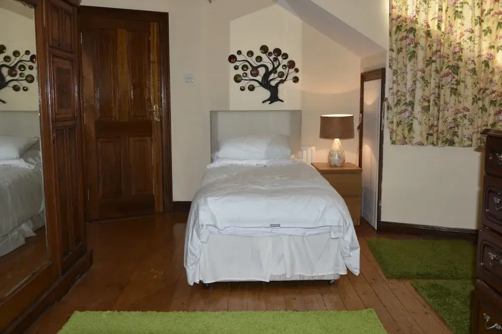 White Hill Country House
