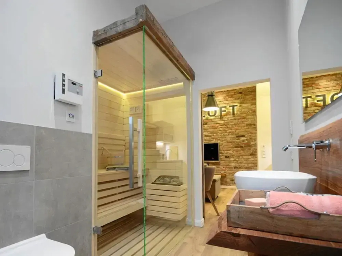 Deichloft Modern Retreat