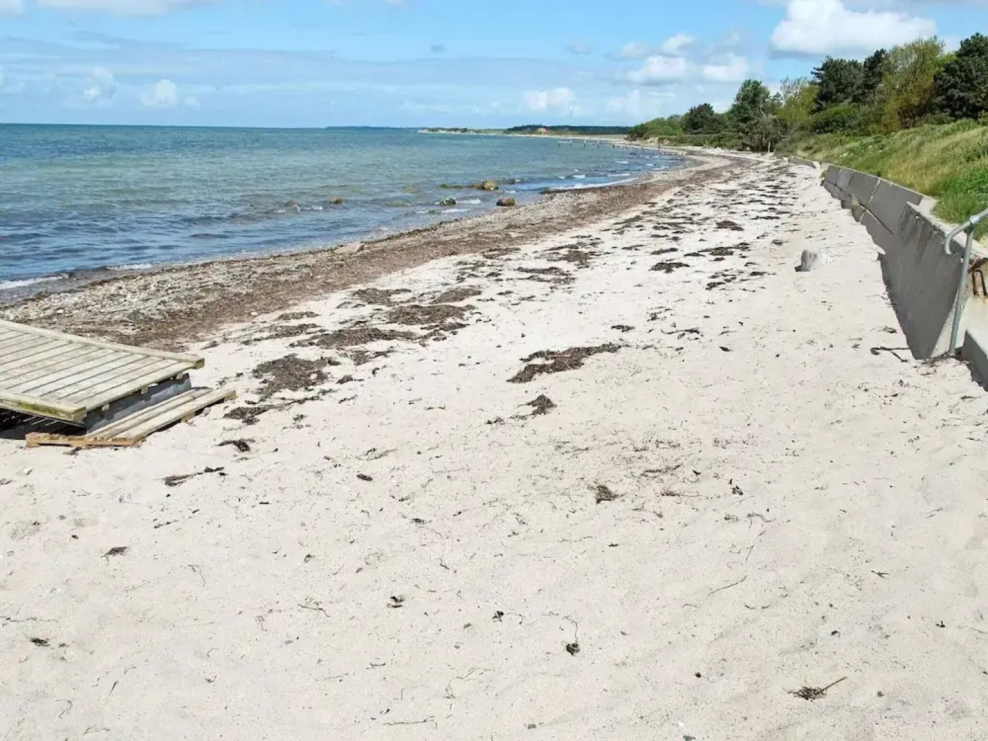 Simplistic Holiday Home in Vordingborg near Sea