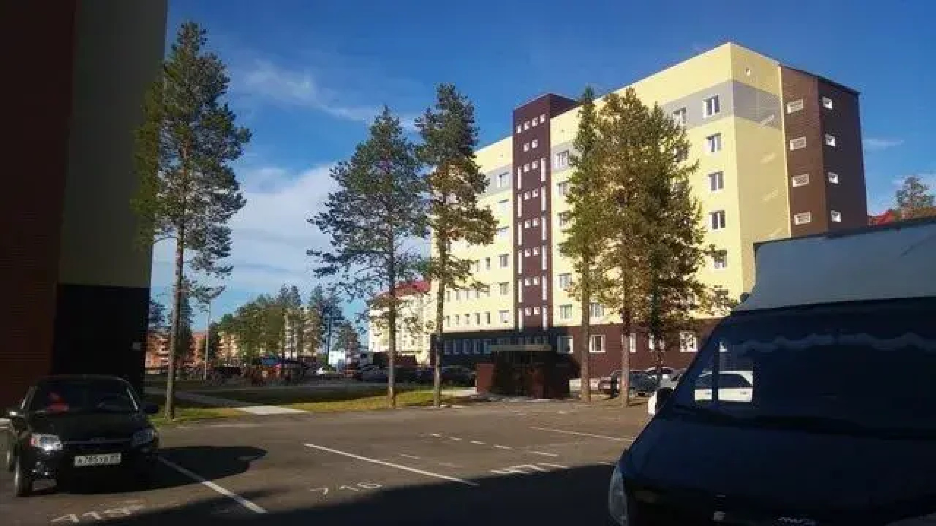 Alatir Muravlenko, ul. 70 Let Oktyabrya, d. 49