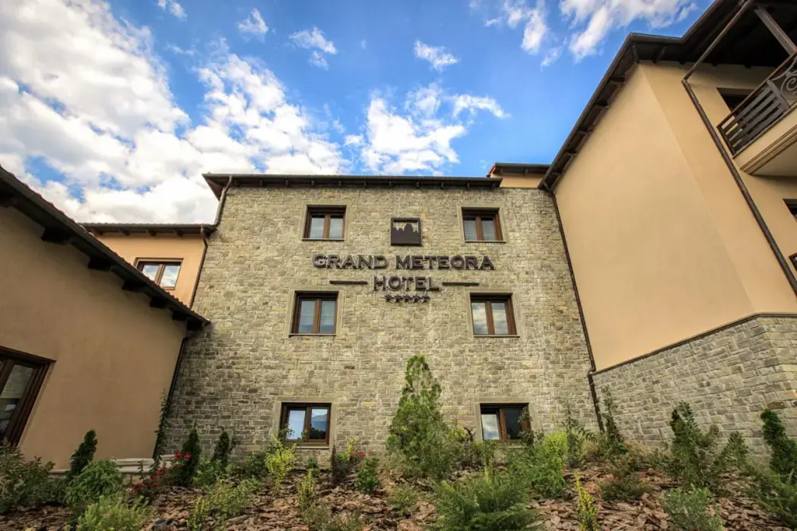 Grand Meteora Hotel