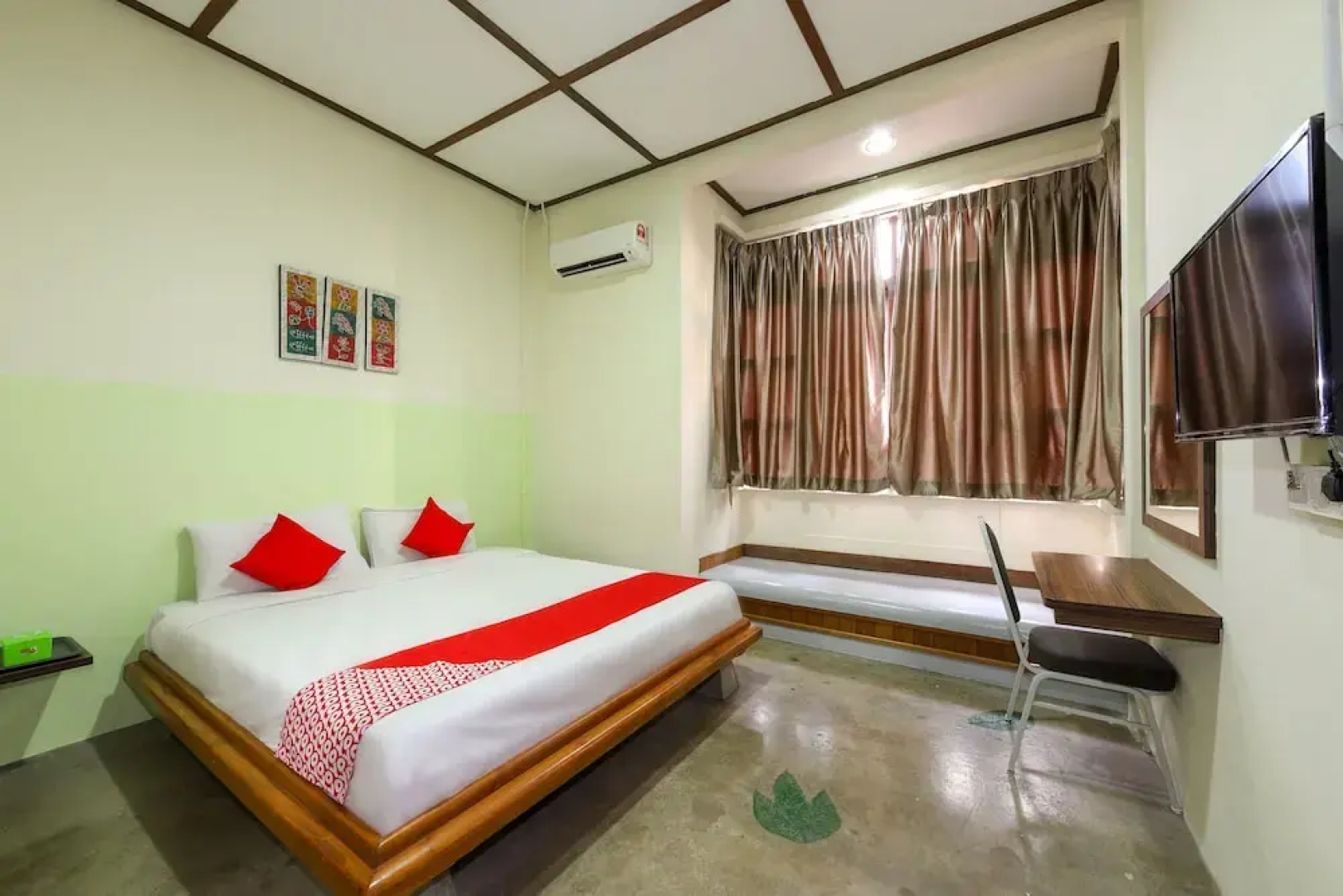 Collection O Ivory Hotel & Resort