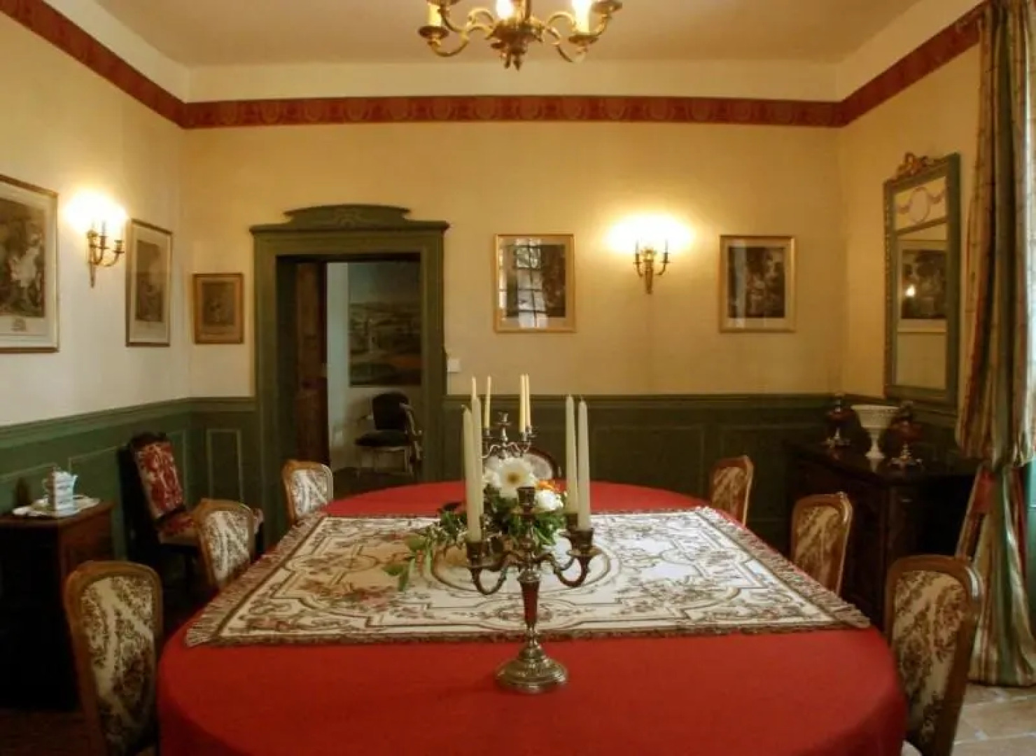 Maison dhôtes Le LOGIS de REYJADE