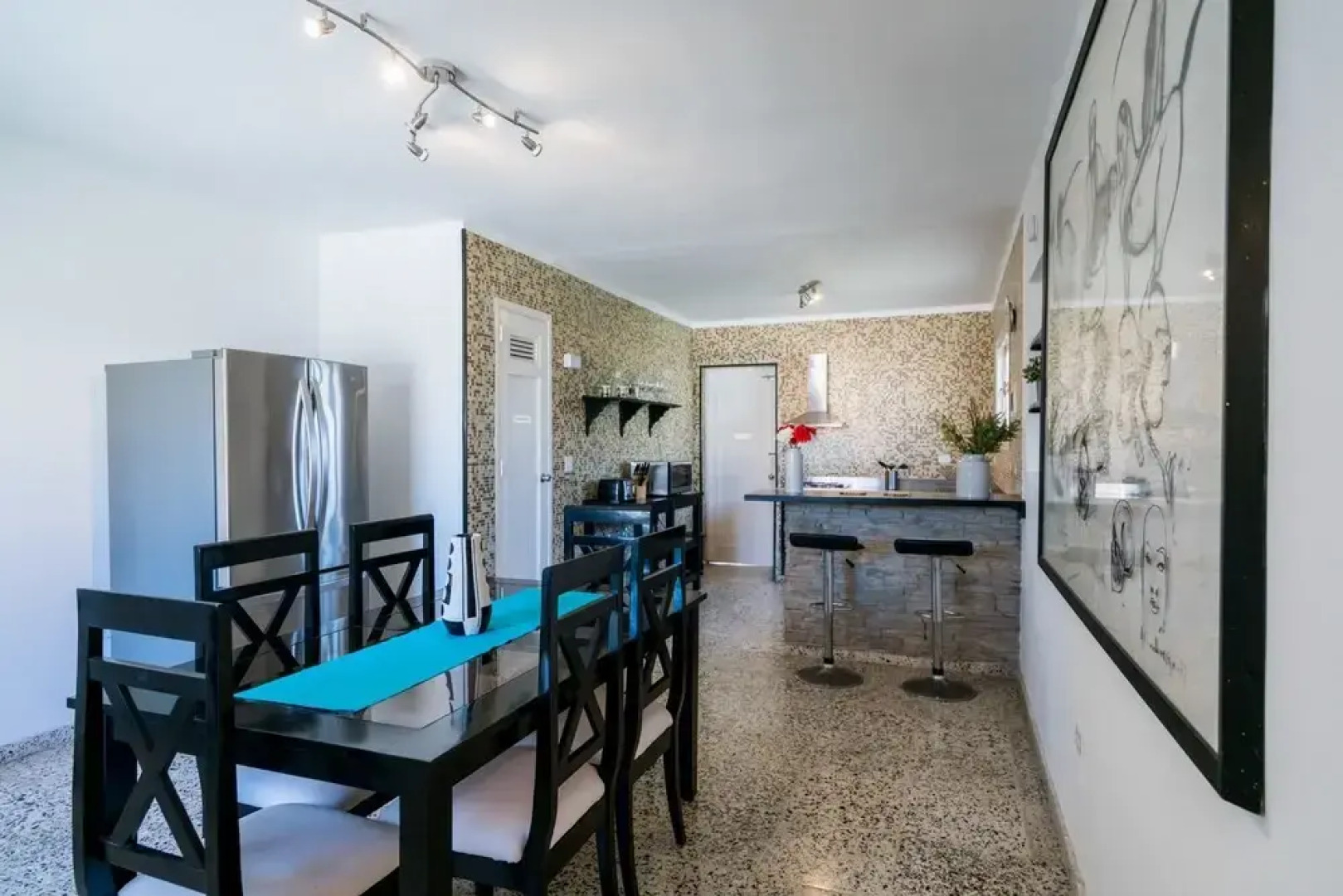 Ocean Breeze & Suites