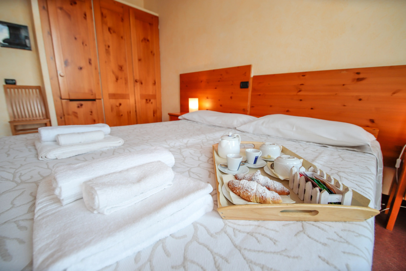 Pràcatinat Hotel & Restaurant