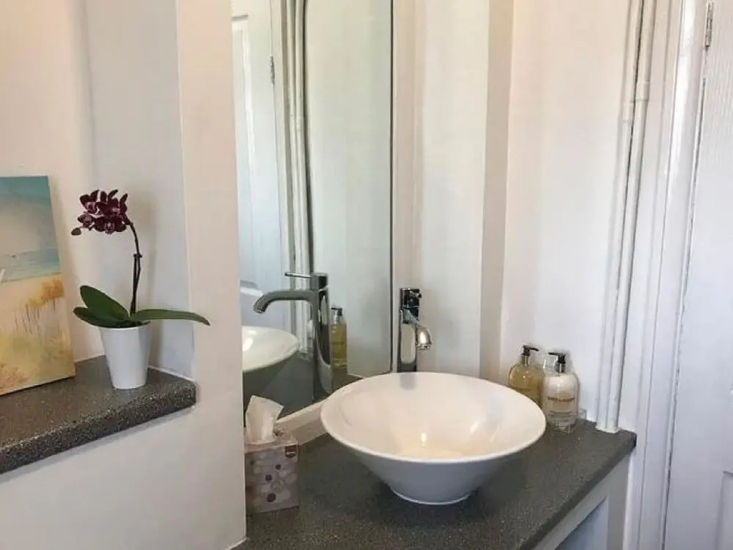 Chic Holiday Home in Manchester near Sheen Gardens