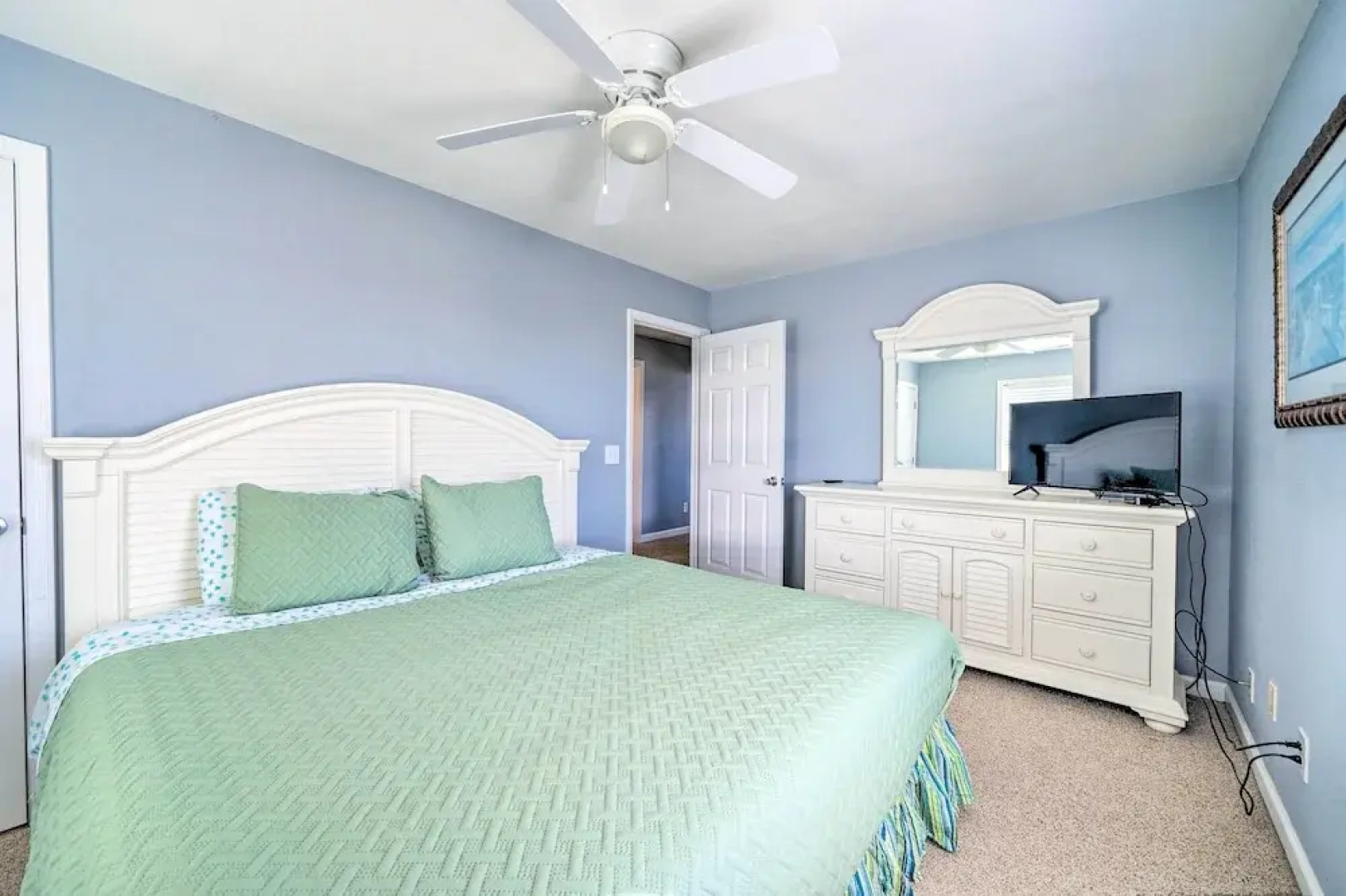 Spacious North Topsail Family Home With 2 Decks