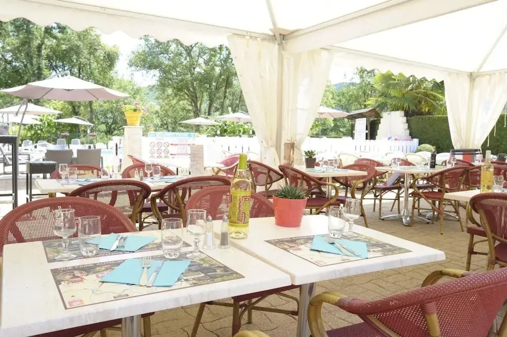 Camping Et Village Vacances La Cheneraie