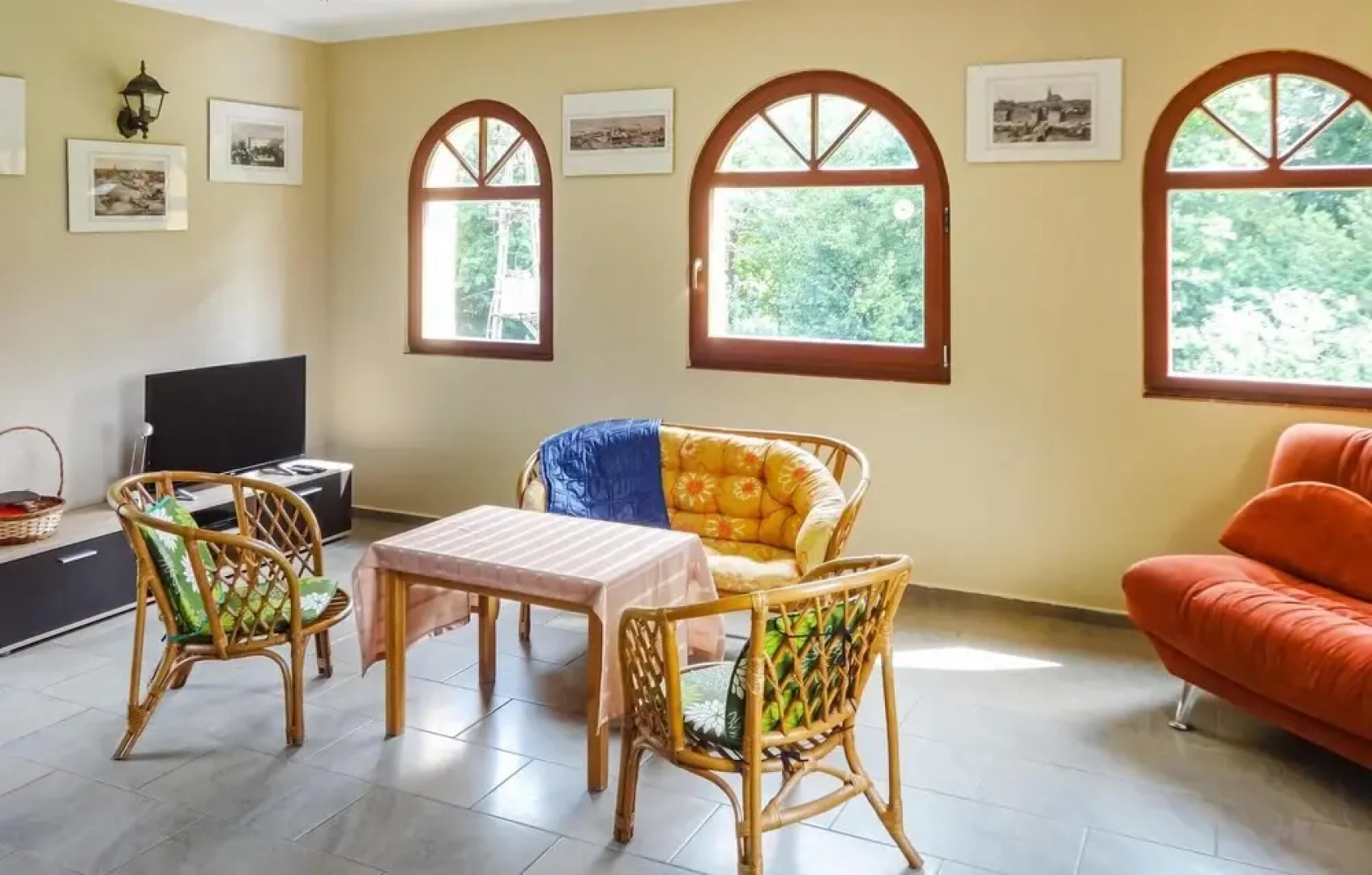 Stunning Home in Nowe Worowo With 5 Bedrooms, Sauna and Wifi