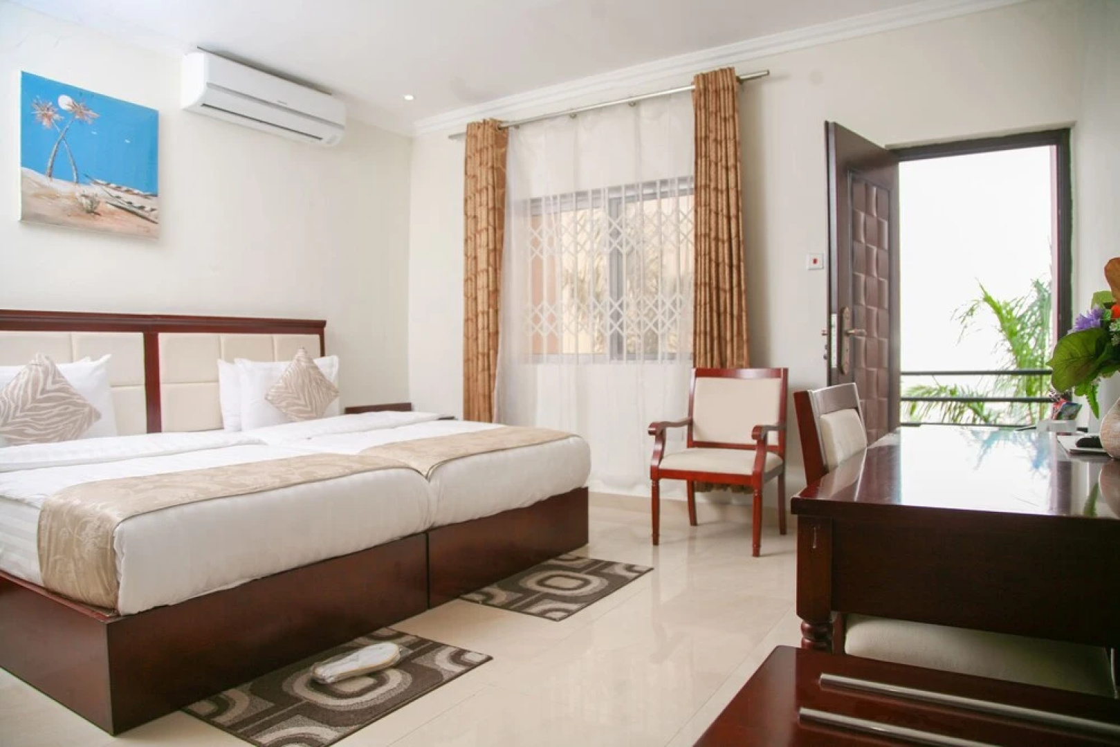 Volta Serene Hotel