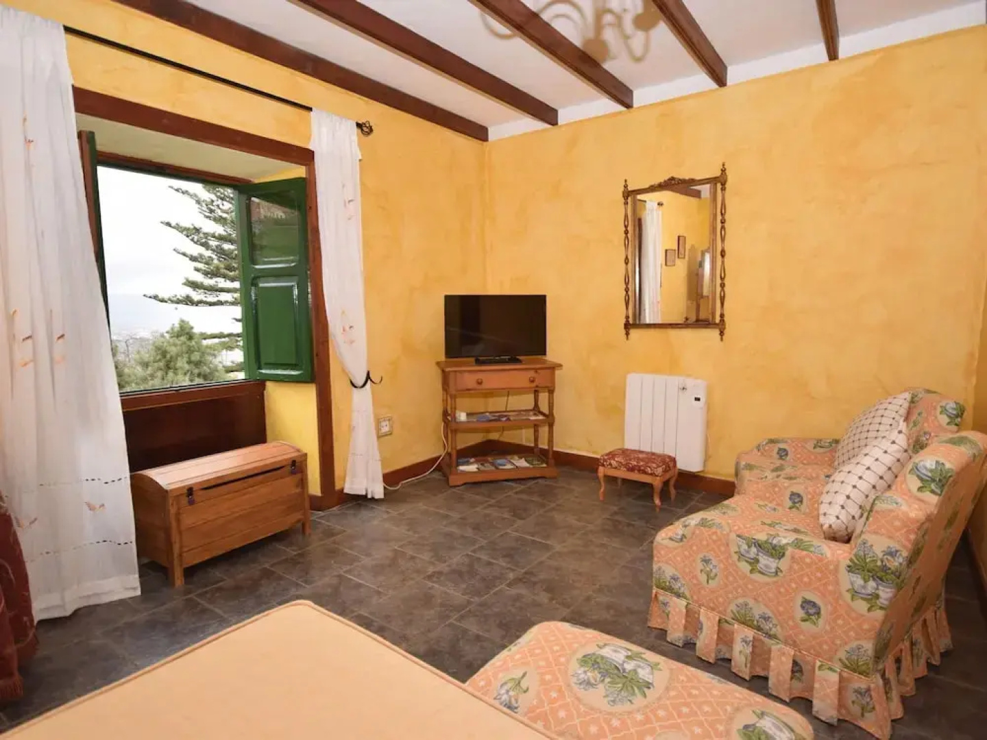 Cozy Cottage in Orotava With Swimming Pool