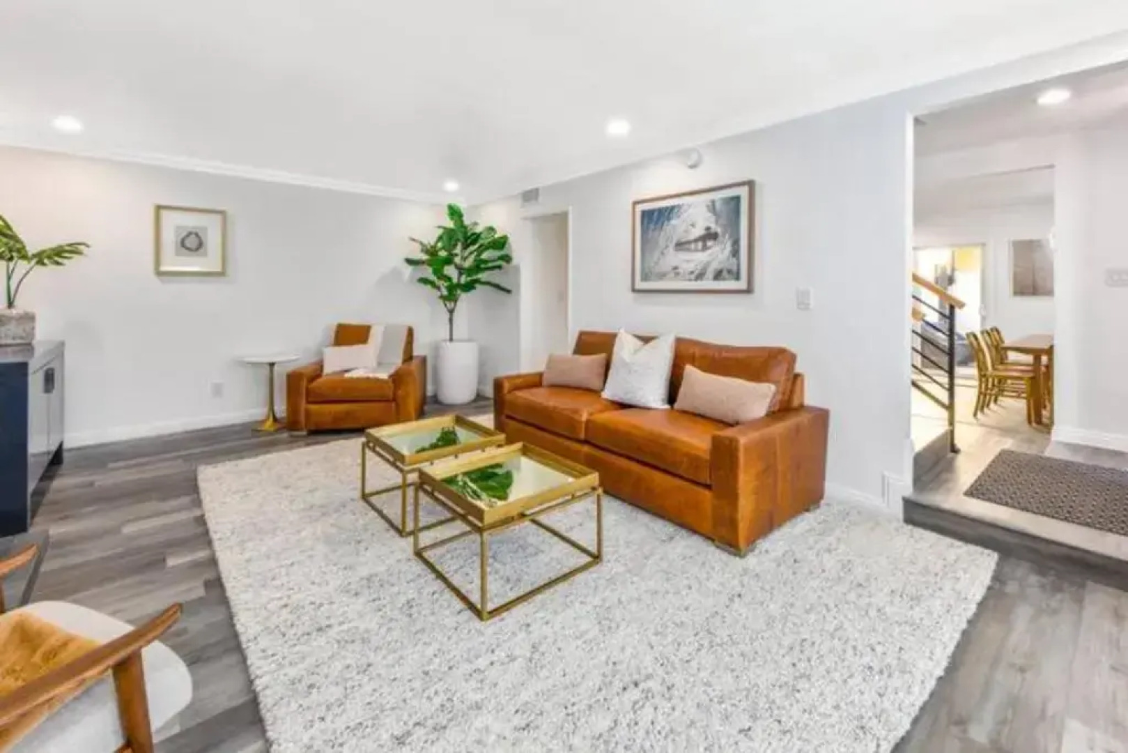 LuxuryTownhome.3Blks2Beach.E-Bikes.75”4kTV