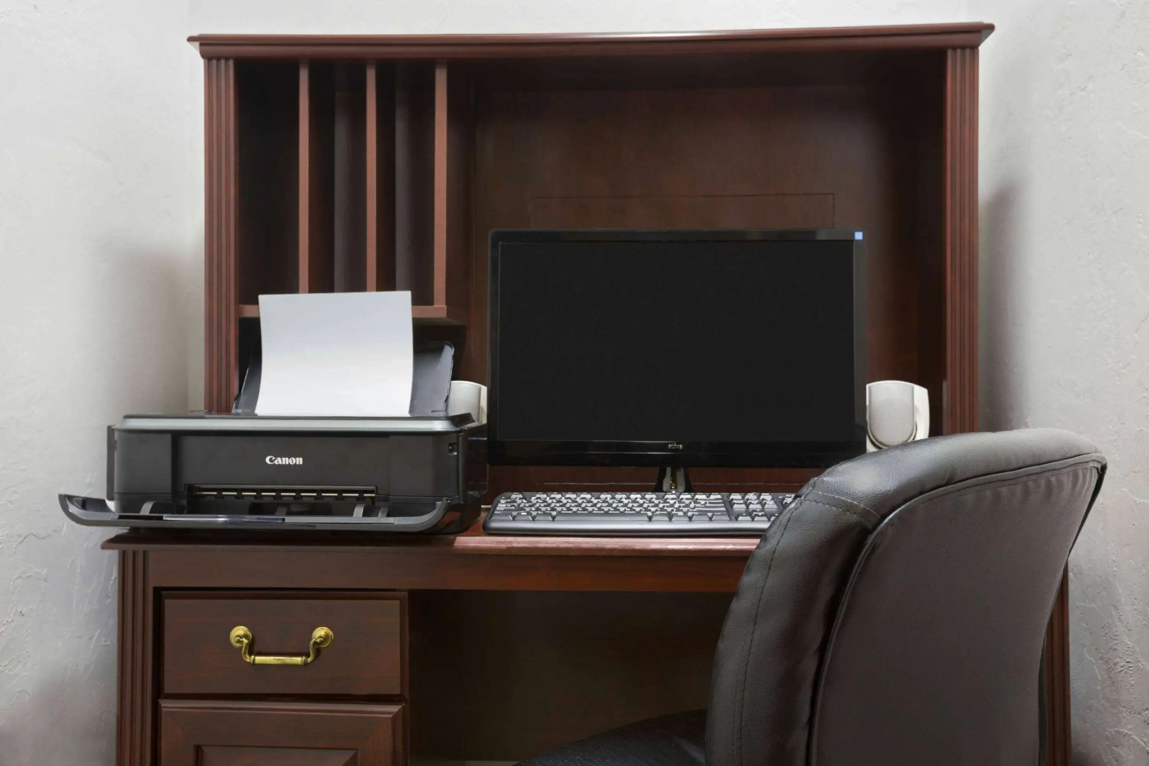 Howard Johnson by Wyndham Oklahoma City Airport/ Fairgrounds