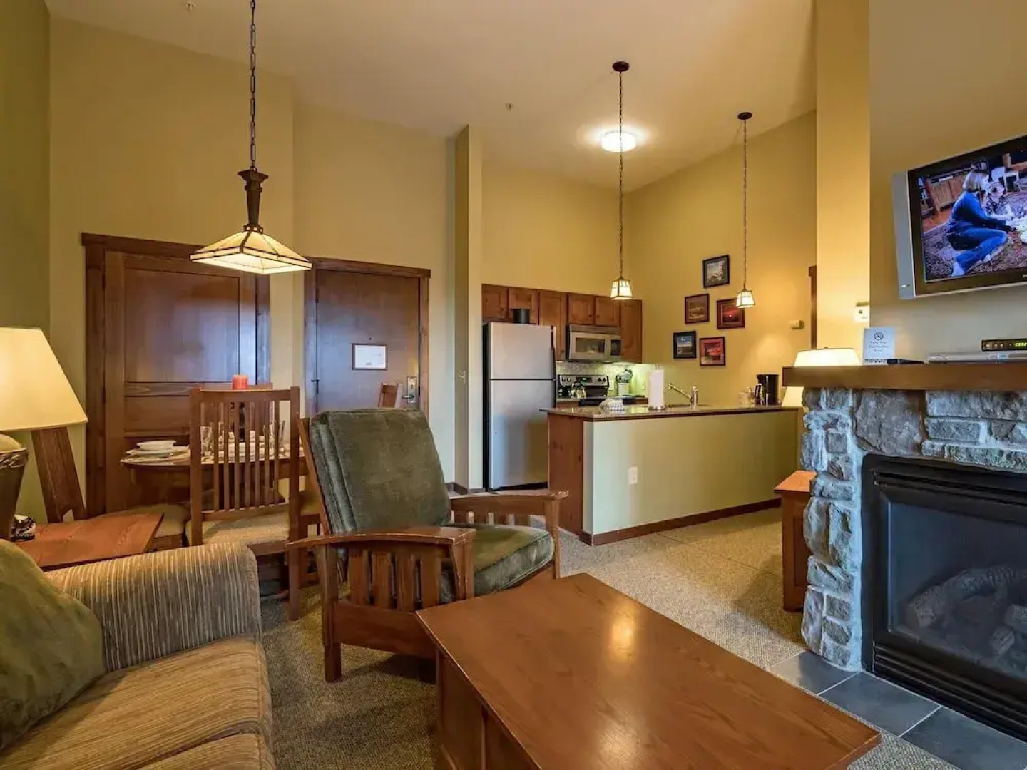 1 Br: Soaring Eagle 109