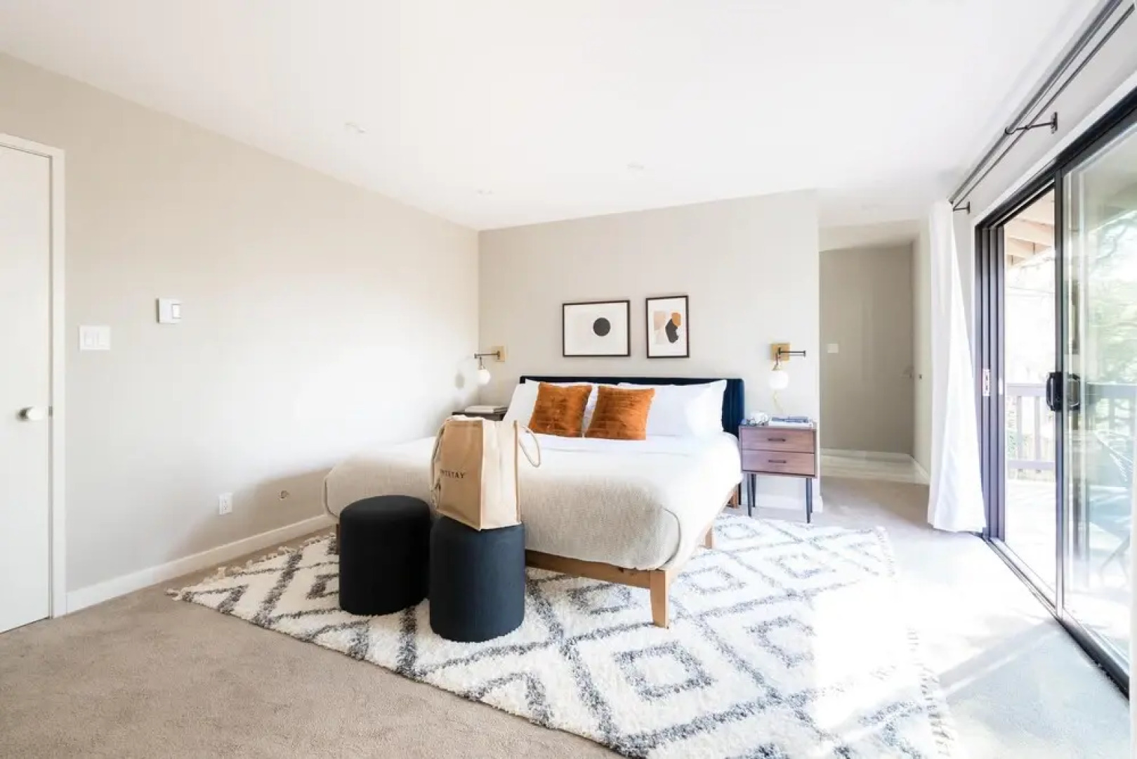 Rivendell - Spacious Home w Pool Arcade Games & Expansive Patio Santa Rosa