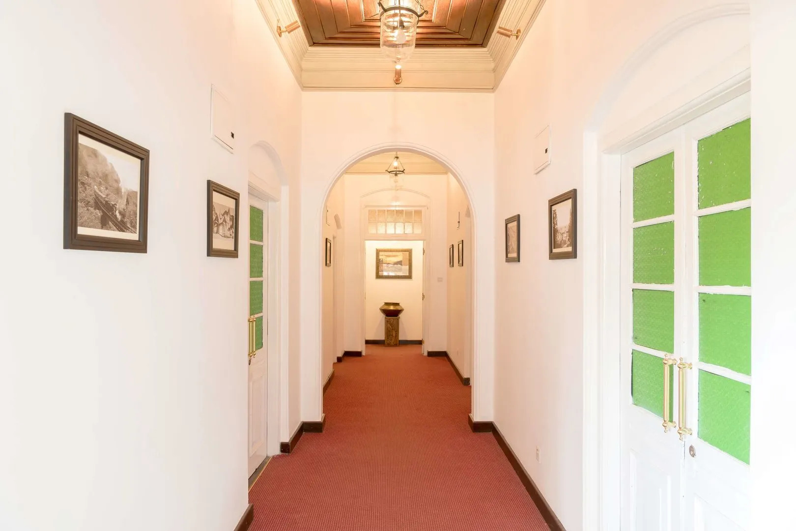 The Golden Ridge Hotel