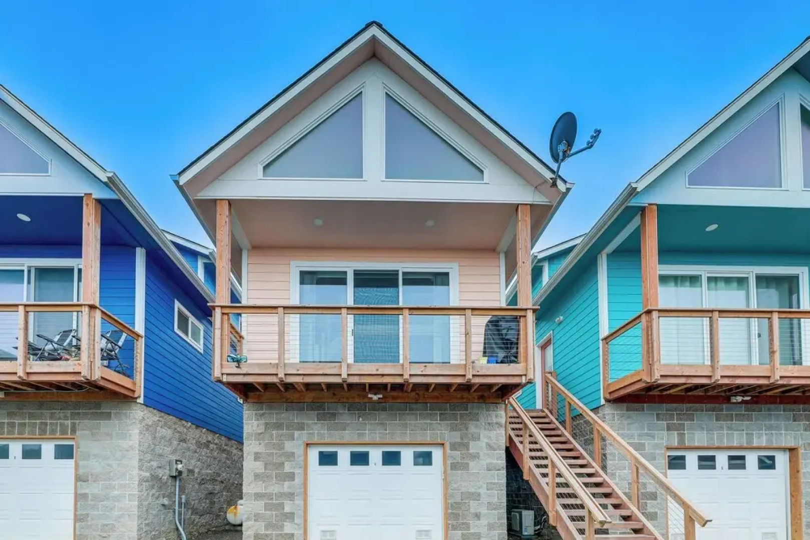 Peaceful Winter Retreat: Oregon Coastline Beach!