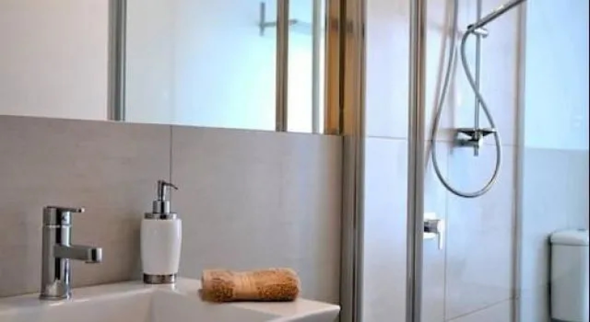 Chestnut & Maple Daylesford