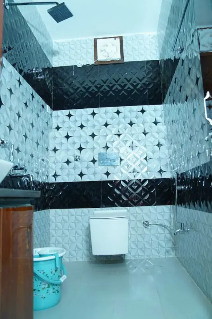 Hotel Mandakini Palace