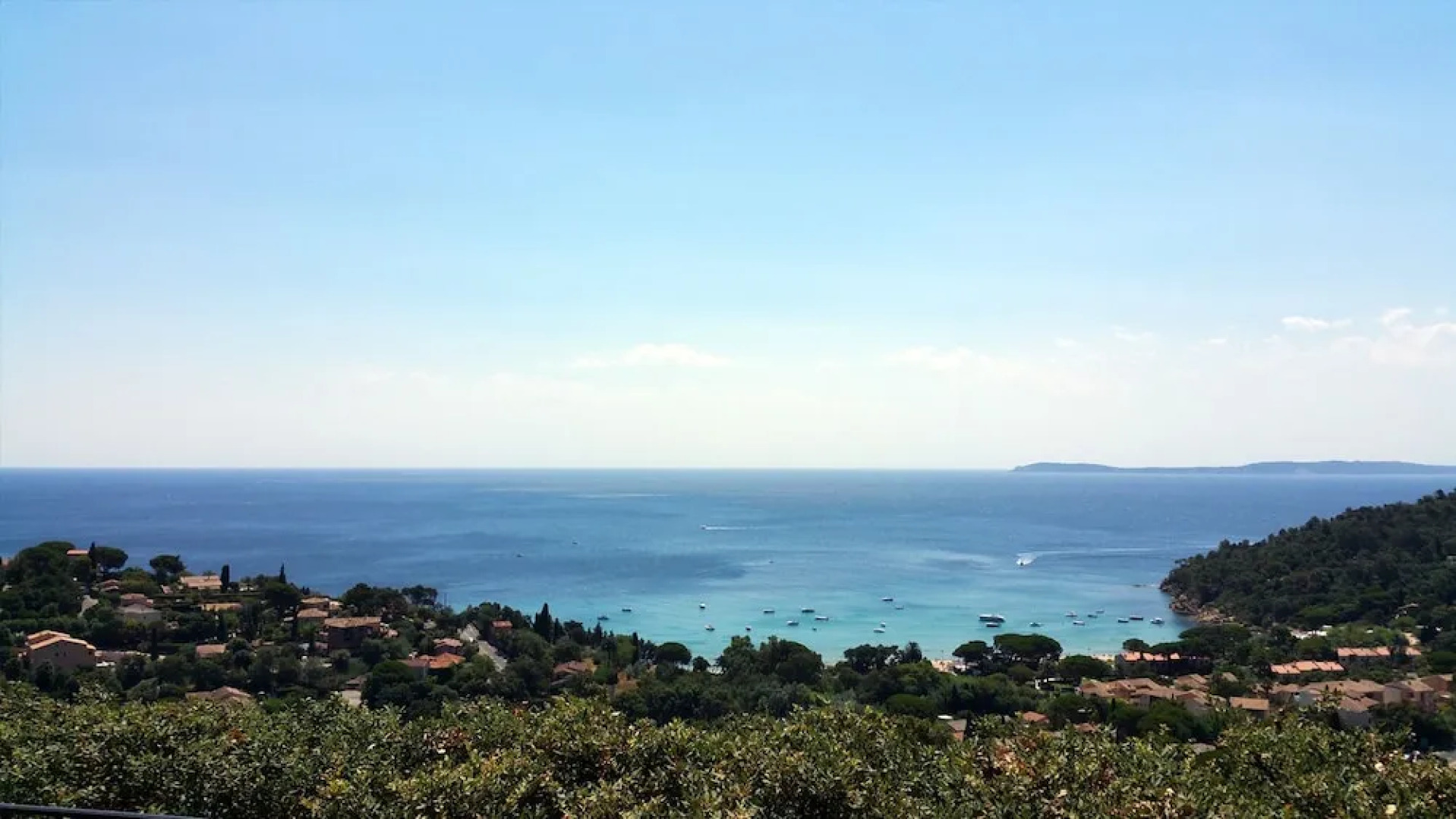 Villa avec piscine sur le Cap Nègre