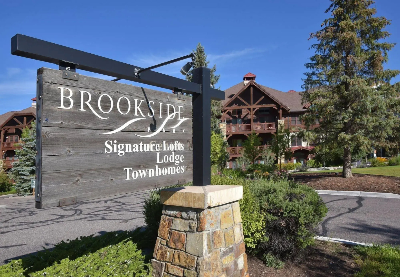 Lodge at Brookside
