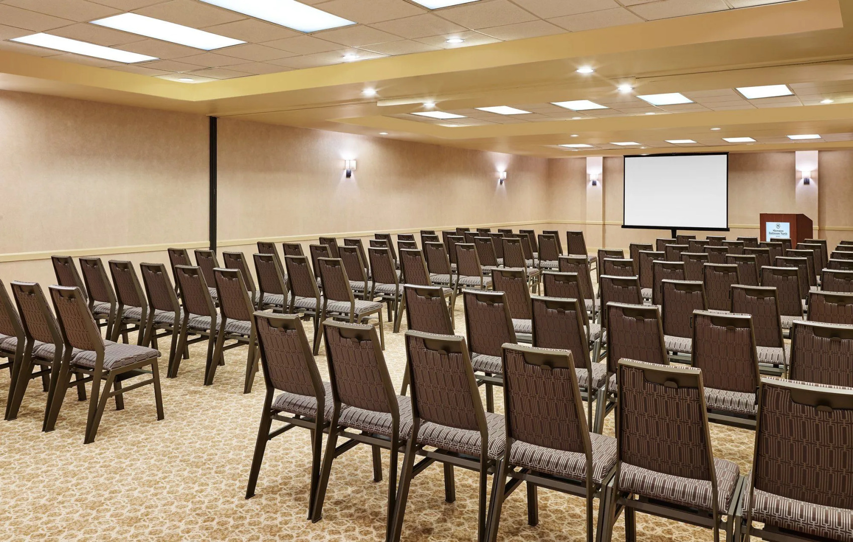 Sheraton Baltimore North Hotel