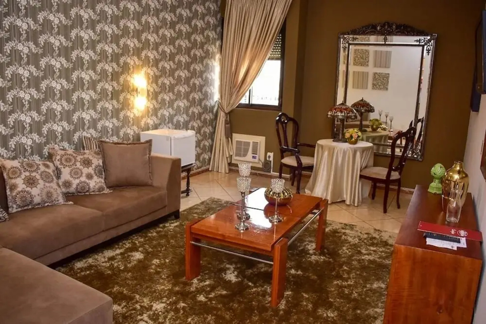 Hotel & Turismo San Francisco