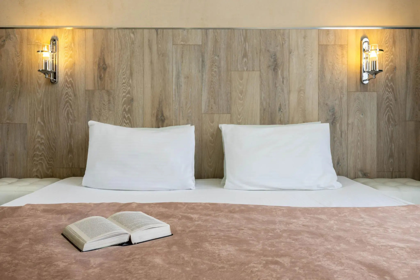 Апартаменты Делюкс на бульваре Надежд 4/2