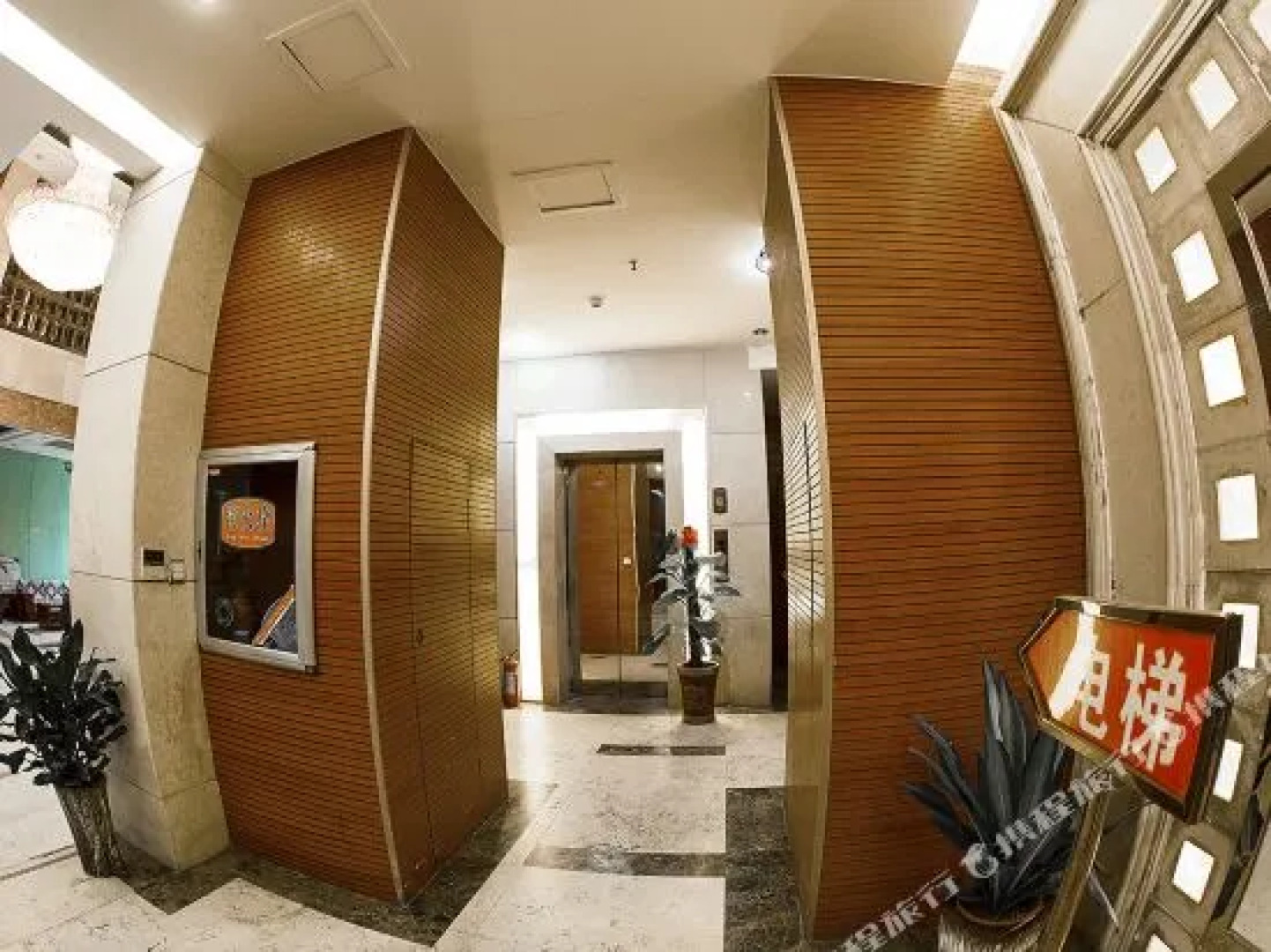 Jun Xuan Business Hotel