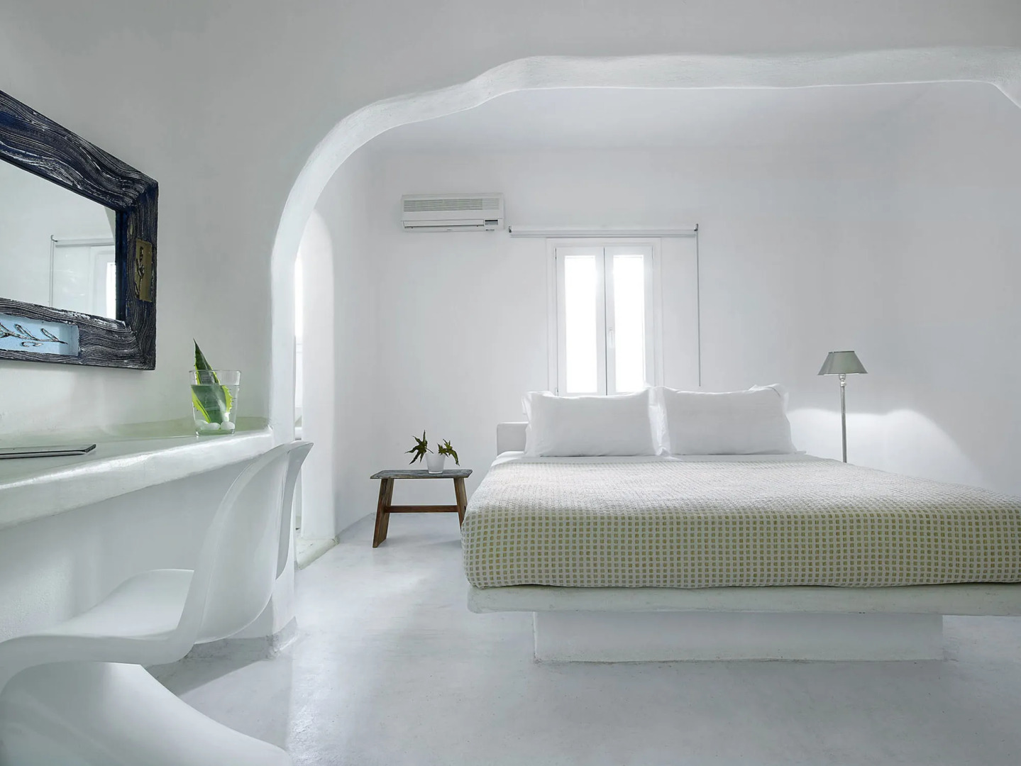 Artemis Seaside Resort