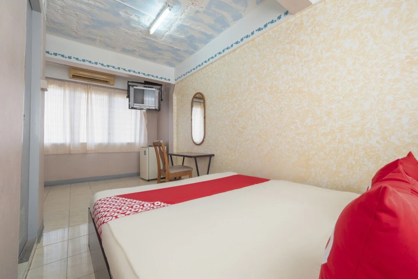 Hongpak Mint by OYO Rooms