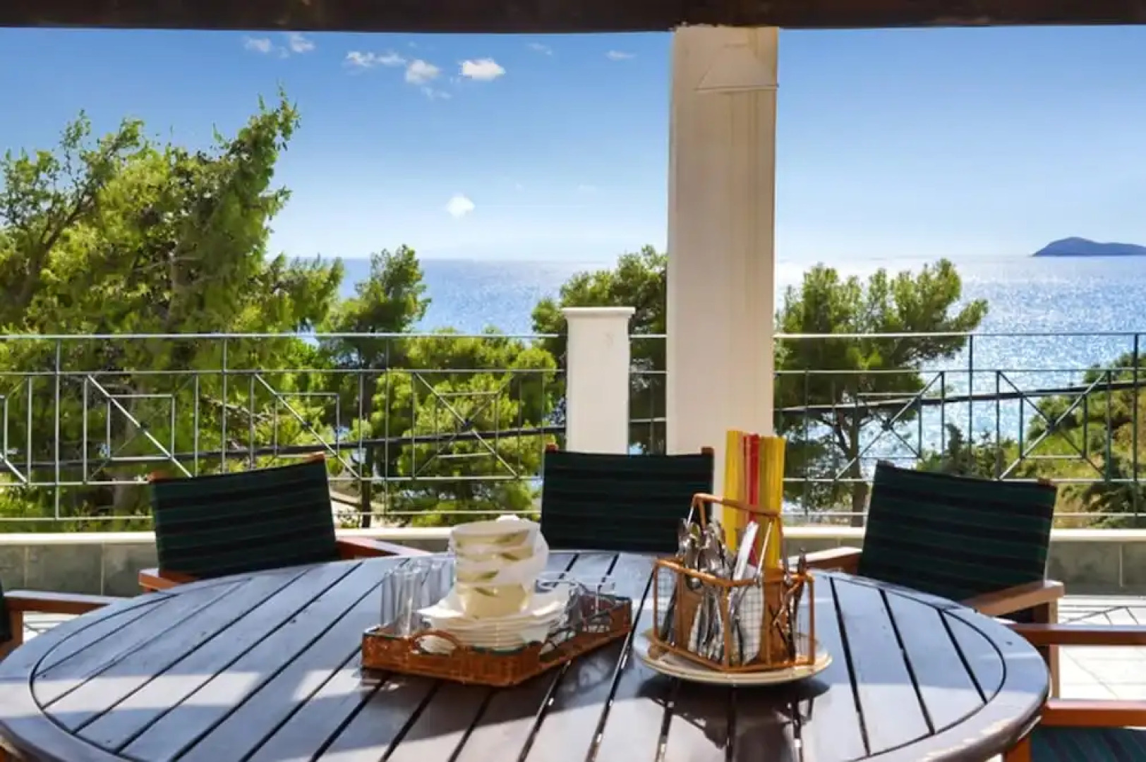 Villa With 4 Bedrooms in Karistos, With Wonderful sea View, Enclosed G