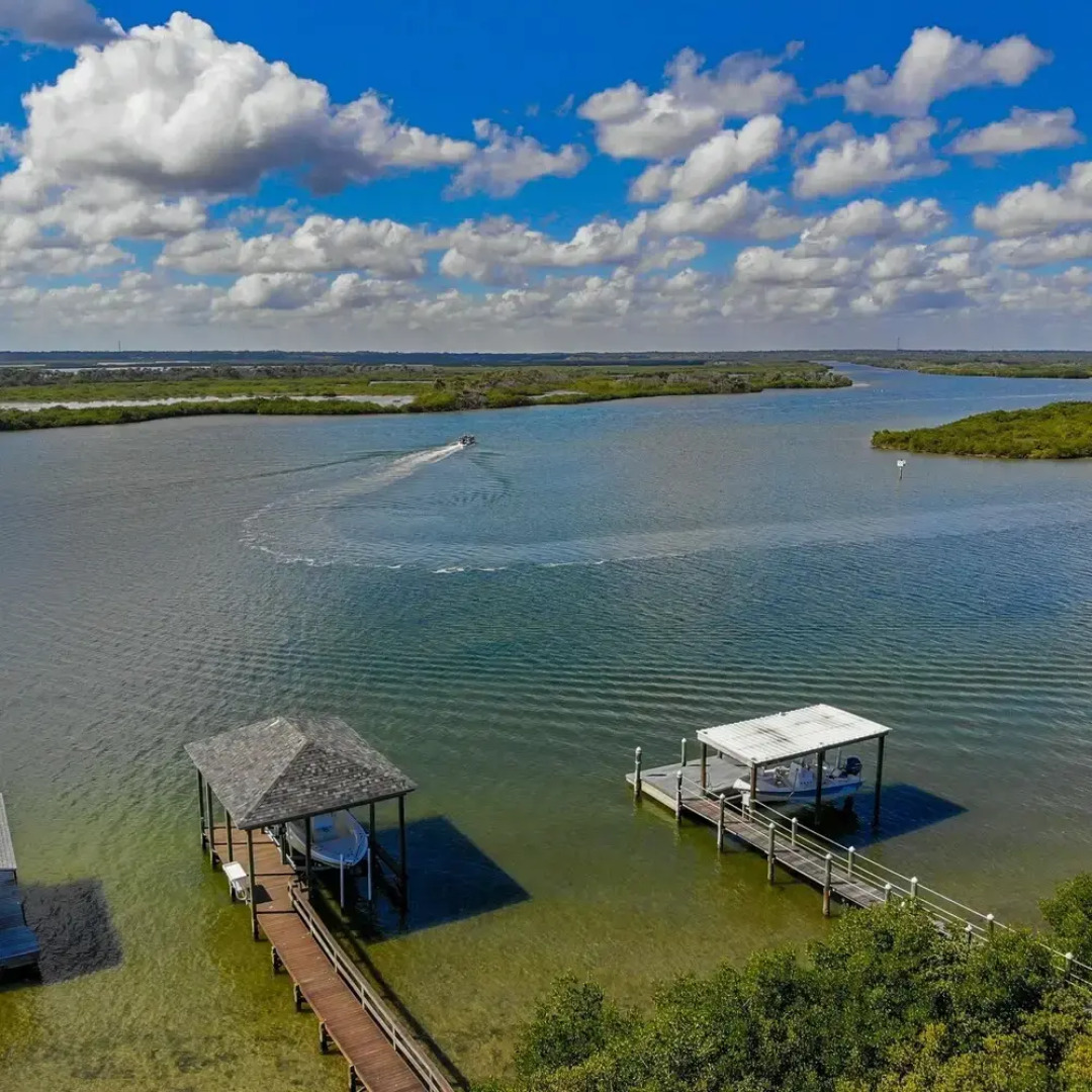 Enjoy the Best Time of the Year in Florida at Redfish Dance Riverfront Pool Home With Dock - 6958t