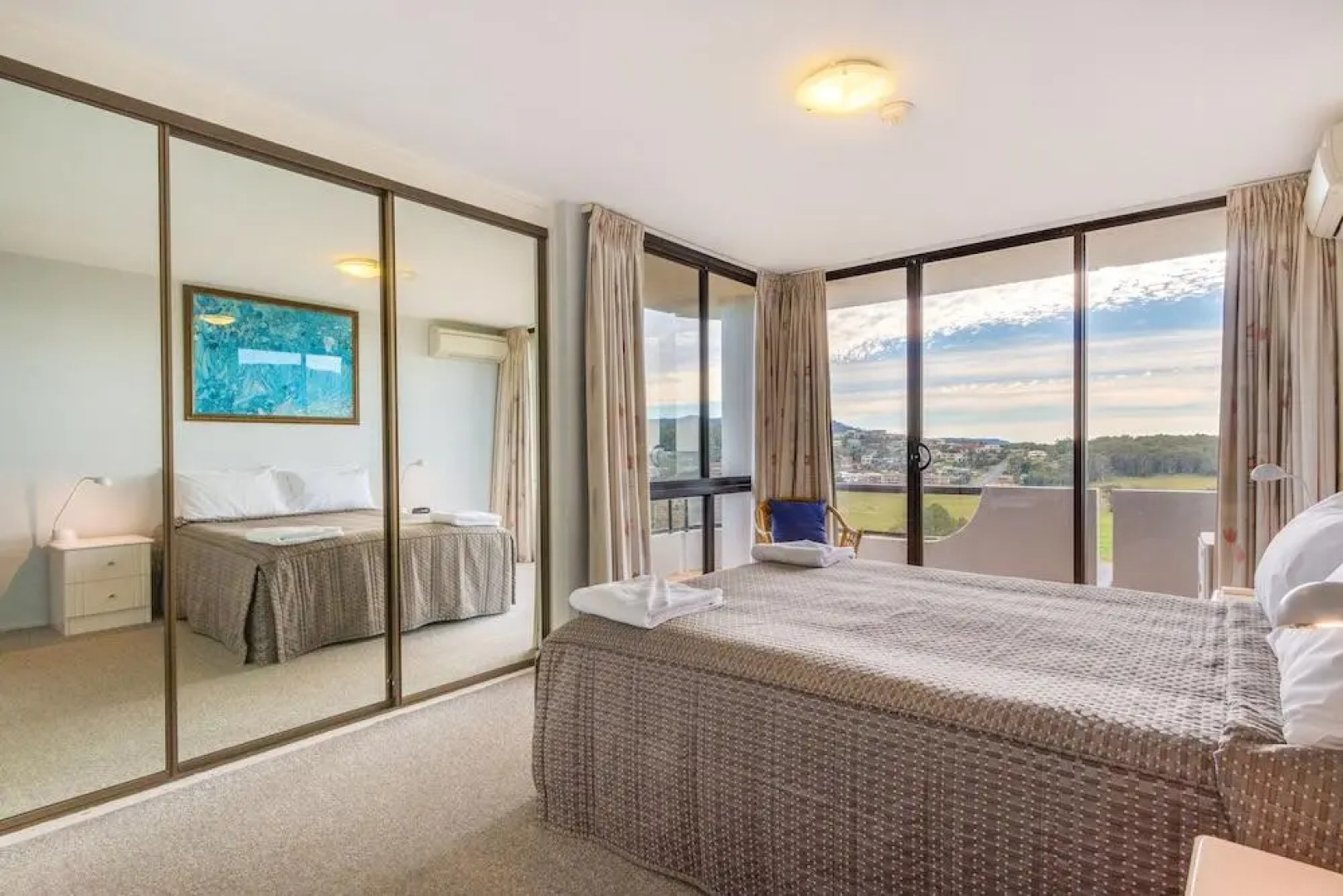 Pacific Towers Holiday Apartments