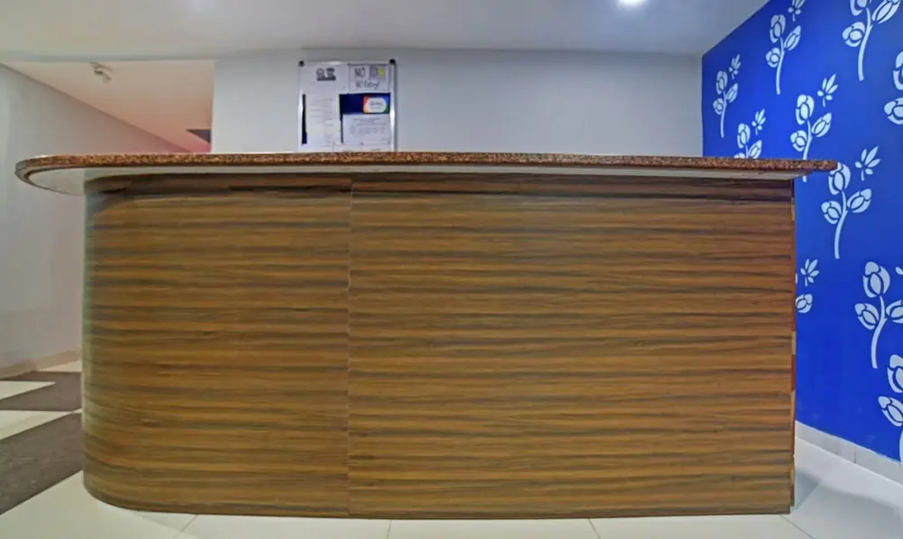 Oyo 9719 Hotel Relax Inn