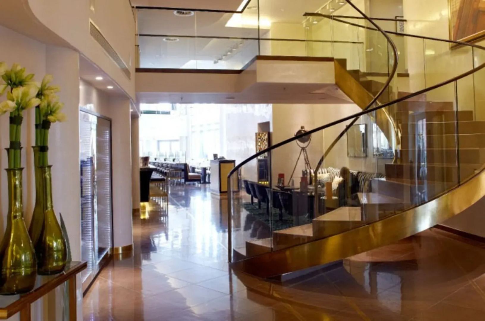 Crowne Plaza London - Battersea