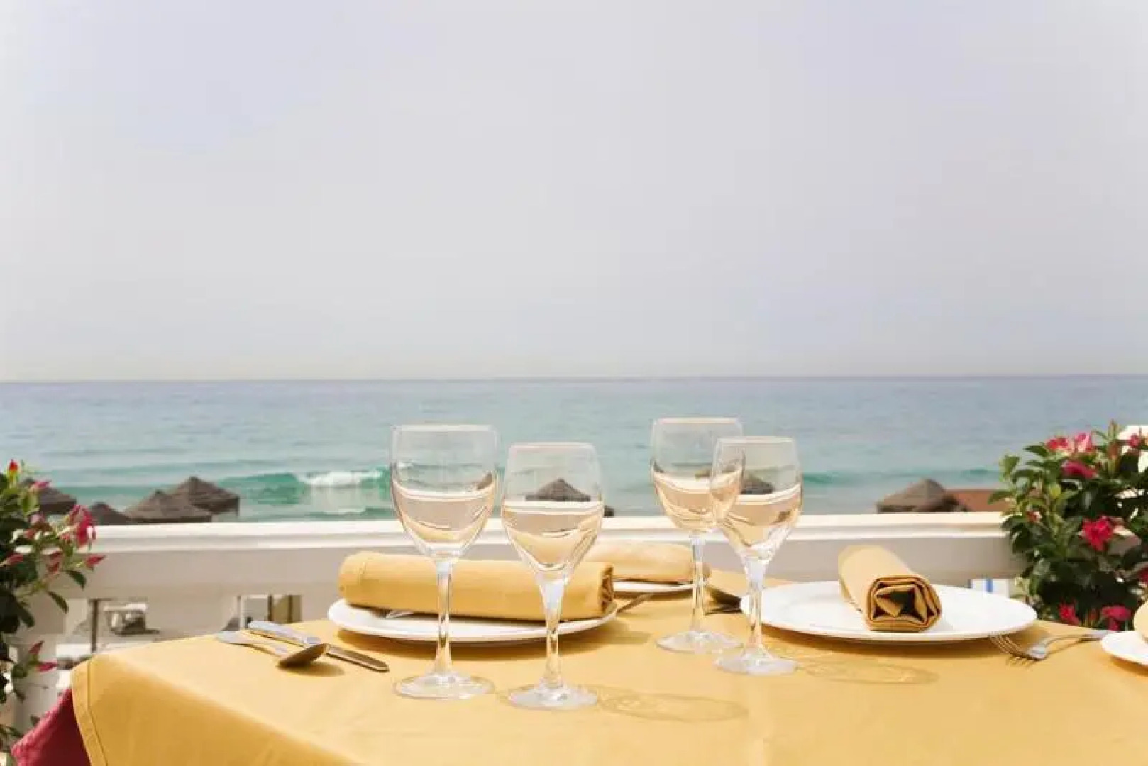 Perla Marina Hotel & Apartamentos