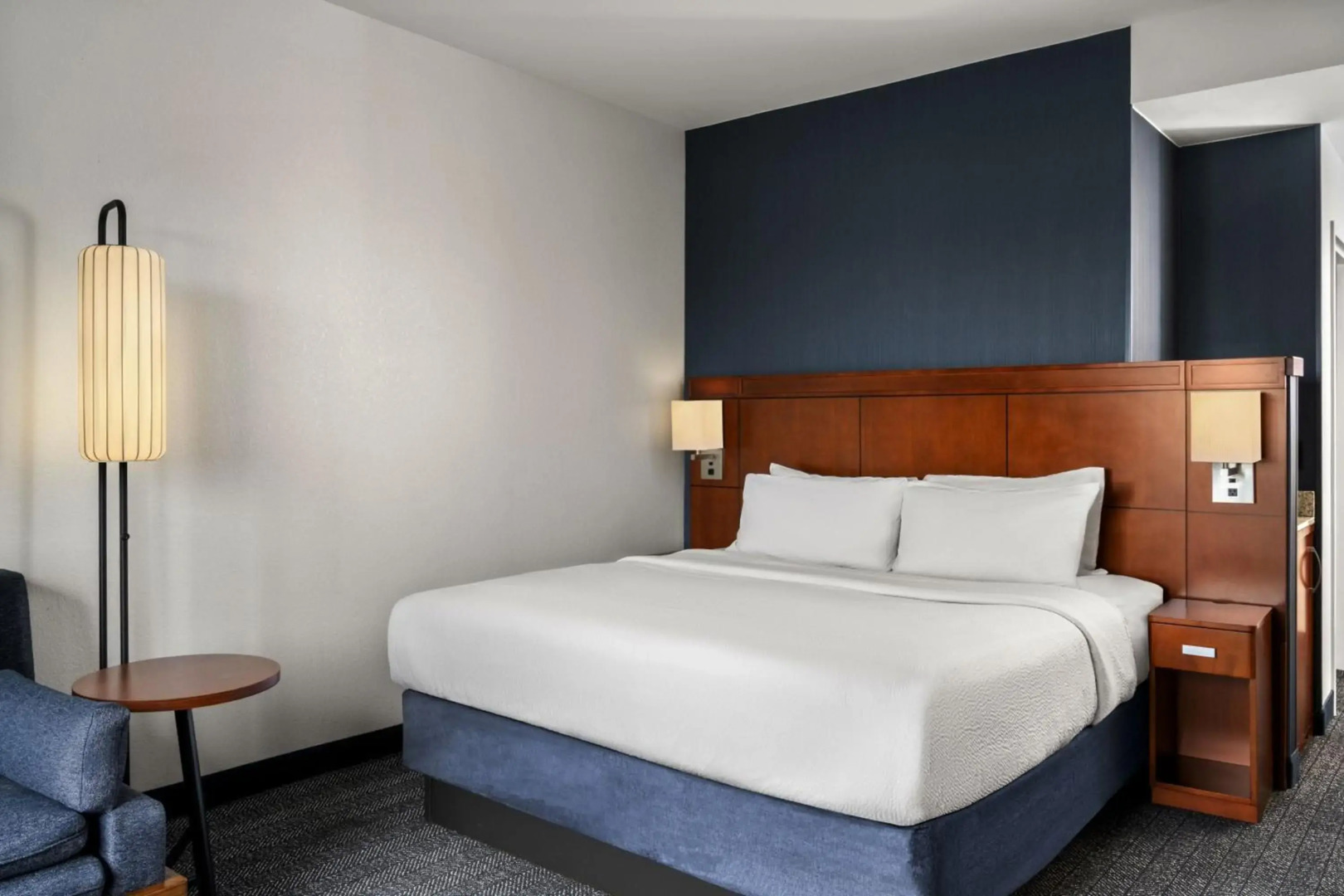 Courtyard by Marriott Evansville East