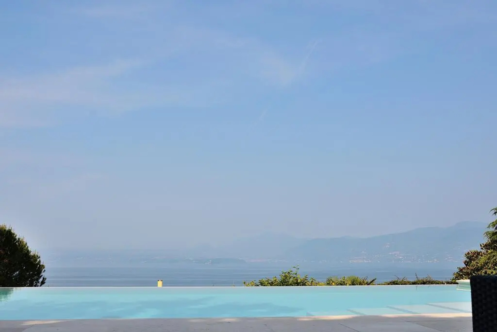 Villa Sybille With Pool And Lake View