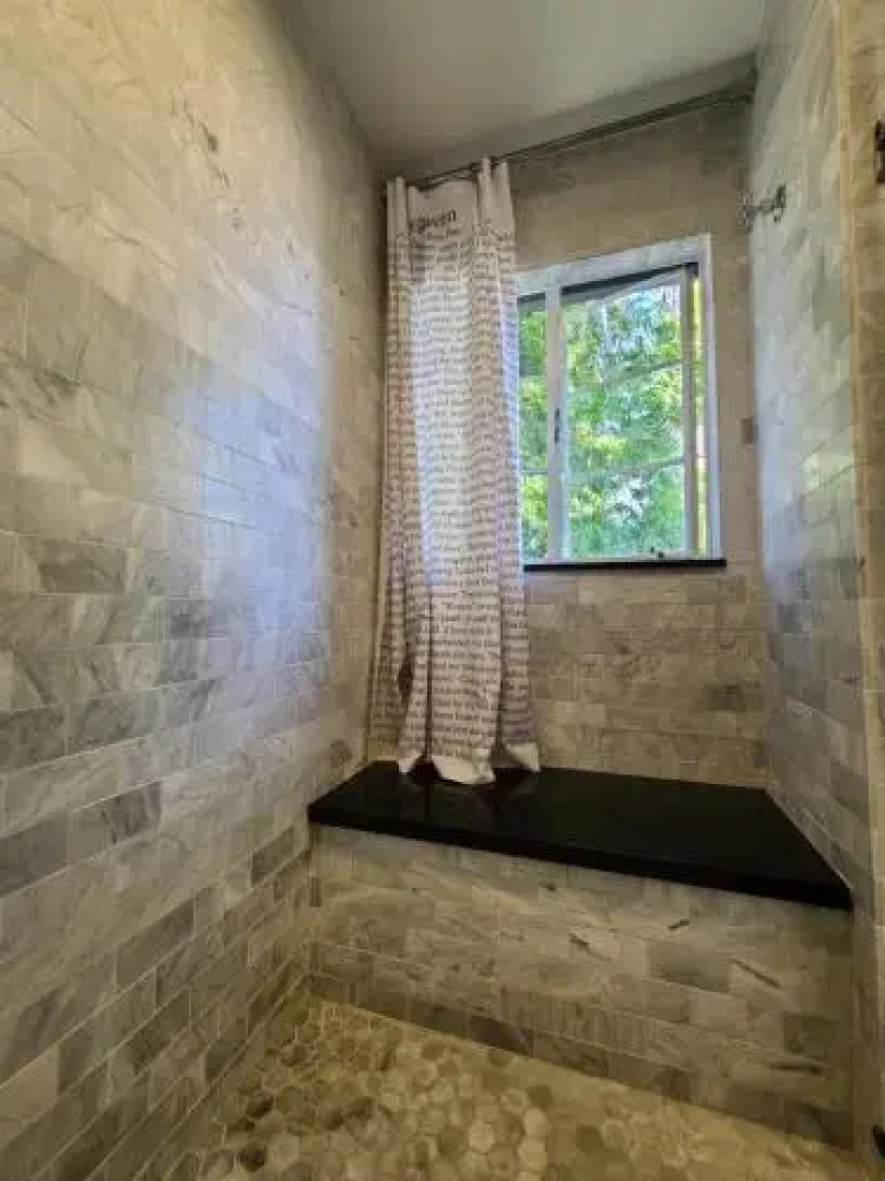 The Vagabond's House