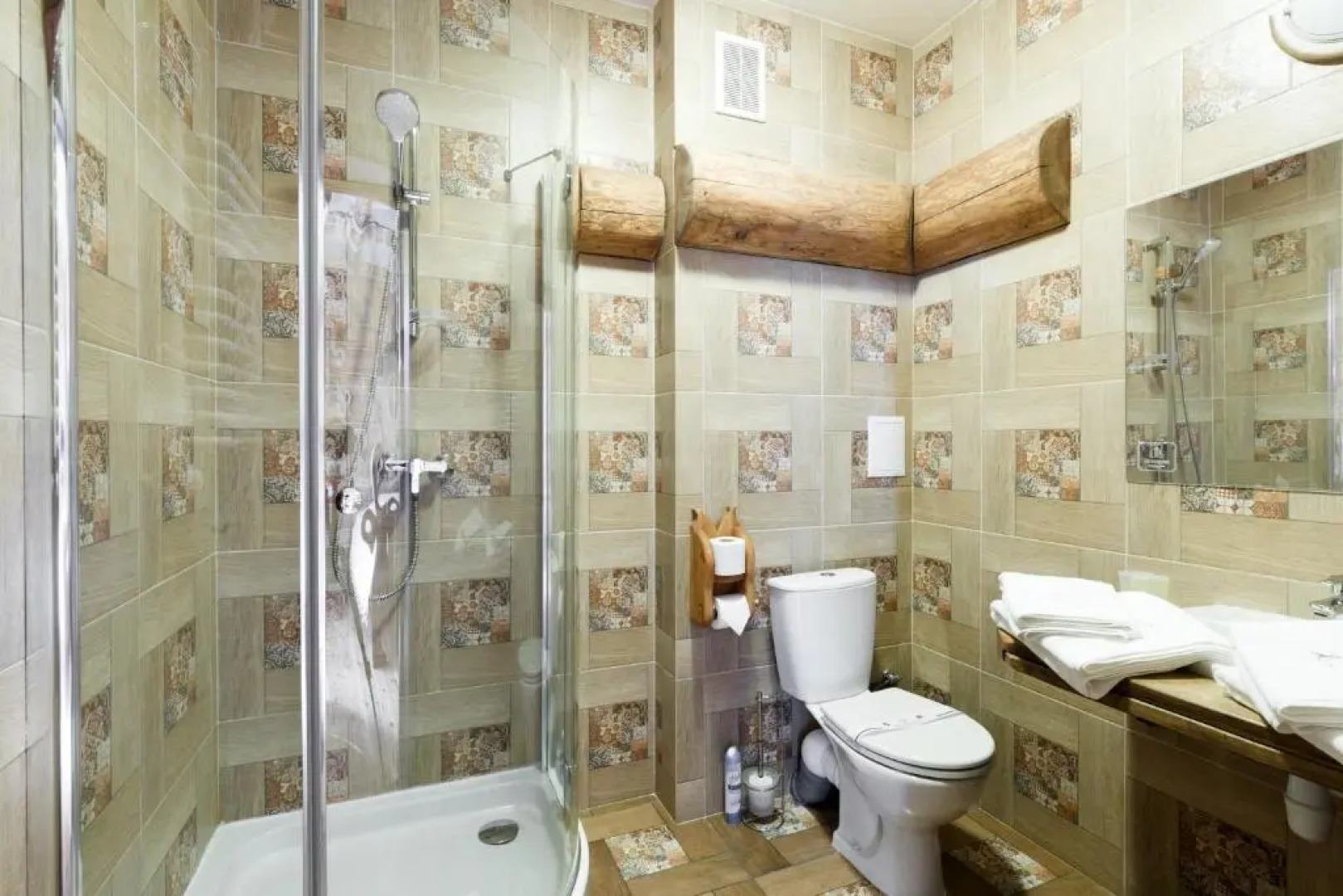 Stara Pravda Hotel - History