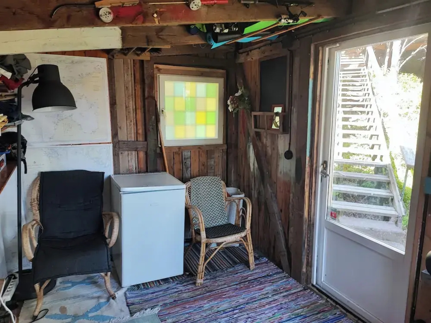 Sea-view Cottage High up in the Trees