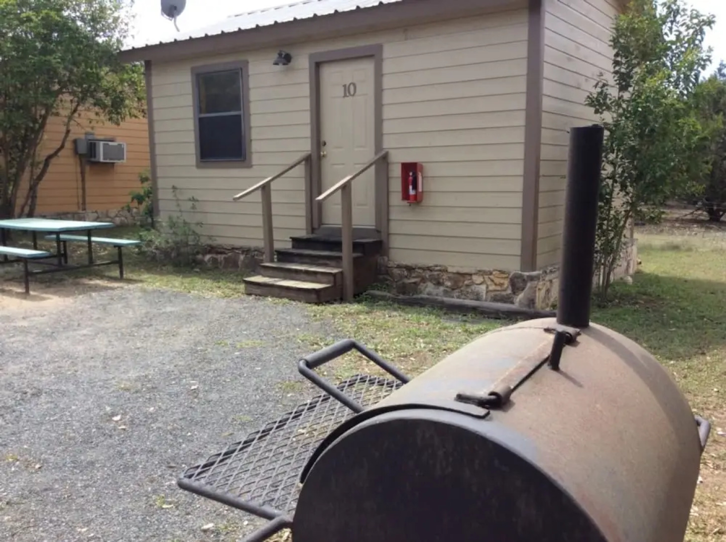 The Leakey Inn by CMD