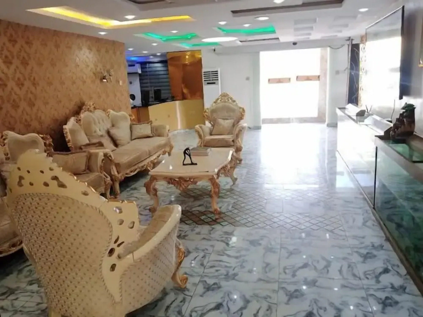 Paradise Haven Hotel